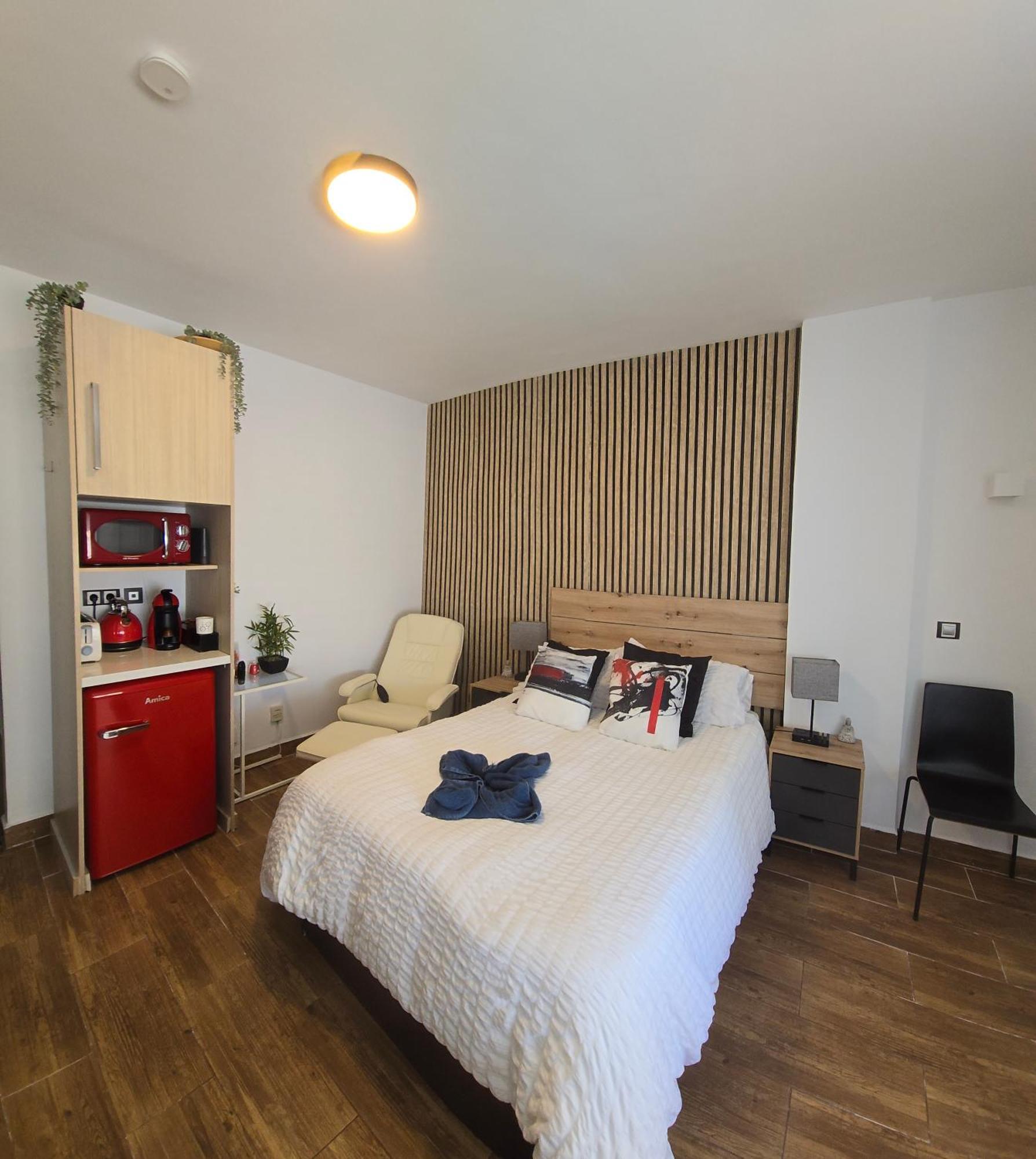 Namaste Modern Elegance City Center Apartment By Namaste Elite Torremolinos Bagian luar foto