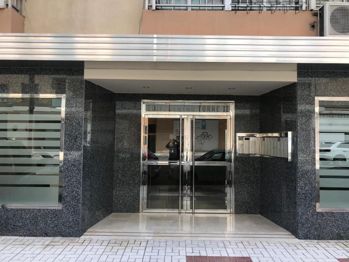 Namaste Modern Elegance City Center Apartment By Namaste Elite Torremolinos Bagian luar foto